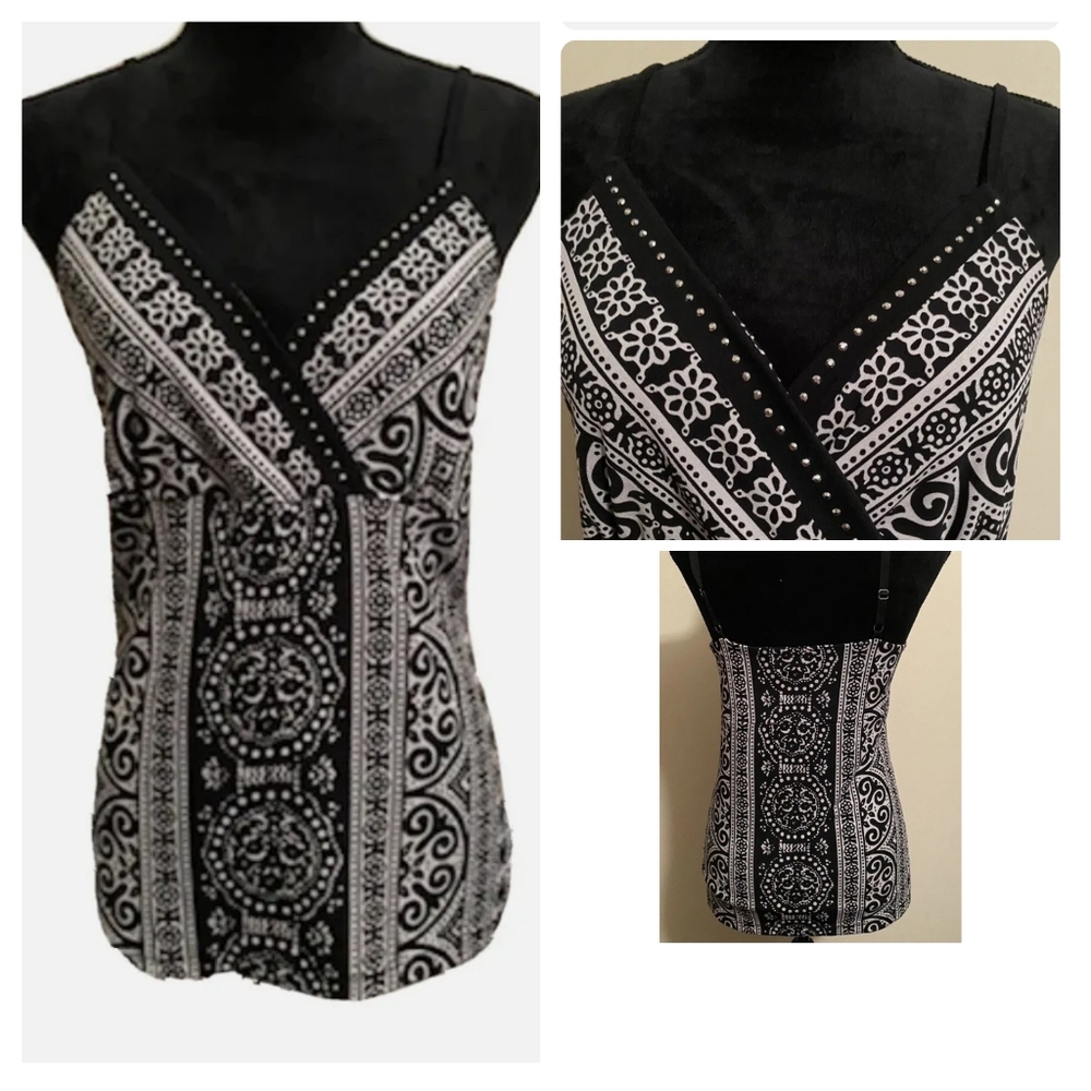 White House Black Market Size Medium Black/White SPAGHETTI straps Women …